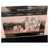 LS - Making Memories Christmas Countdown Project Kit - 2-Pack & Distressing Kit