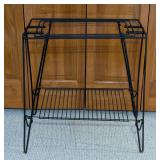 LB - Black Metal Wire Plant Stand