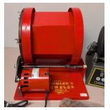 ML - National Geographic Rock Tumblers - Pair with Rocks, Untested