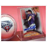 Autographed Baseball Card by Minnesota Twins Great "Michael Cuddyer" with Twins Baseball