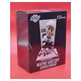 HOF Great "Mr Hockey" Wayne Gretzky Bobble Head