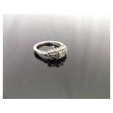.925 Sterling Silver Diamond Accented Ring Size 7