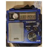LL Bean Eton FR-300 Emergency AM/FM/SW Radio with Weather Receiver and Bag