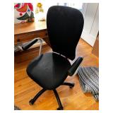 Broyhill Attic Heirlooms Wood Office Desk with Drawers