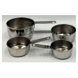 Home Furniture Round Cutting Board with Handle & Utensils Set & Plates & Towels