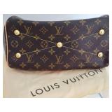 Louis Vuitton Monogram Tivoli PM Handbag