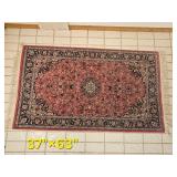 Persian-Style Wool Area Rug with Central Medallion and Fringe