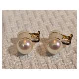 14K [CHECK] Yellow Gold Cultured Pearl Clip On Earrings 5 Grams