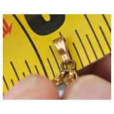 8mm Hanging Blue Pearl Pendant with Gold Mount