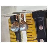 8mm Hanging Blue Pearl Pendant with Gold Mount