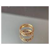 14K Yellow Gold Ornate Open Work Band Ring ~ 1g, size 5.25
