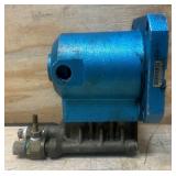 CAT Pressure Washer Pump Assembly, 3300 PSI, 2.5 GPM, Direct Drive, Gas, Model# 4DNX25GSI Msrp $449.99