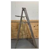 6 foot ladder
