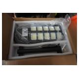 DEEPN Hykoont Model TW001 Solar Street Light New In Box