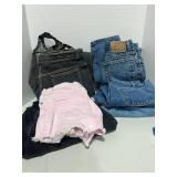 6 Pairs of Girls Jeans. Like new. Gloria Vanderbilt, Canyon River Blues Levis