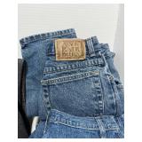 6 Pairs of Girls Jeans. Like new. Gloria Vanderbilt, Canyon River Blues Levis