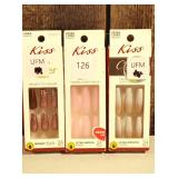 Kiss - Glue on Nails  (set of 3)