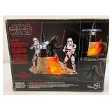 Collectible STAR WARS Black Series Centerpiece Kylo Ren Hasbro (NIB)