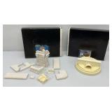 1:35 Th Scasle Model Dioramas For Smal Toy Soldiers "Berlin Street Corner" (Broken Pieces Present) And "Raised Road With Drainage Culvert Base (NIB)