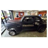 COLLECTOR 1947 Ford 2-door coupe