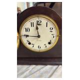 ANTIQUE Gilbert mantle spring-driven 8-day clock,