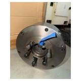 3-Jaw self-centering lathe chuck