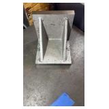 90-DEGREE structural block