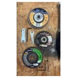 CENTRAL Pneumatic 3” air cut-off tool w/ 5" Extension 67996