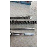 SOCKET set and hollow punch set