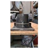 Collet Holding Fixture