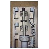 HARBOR Freight Slide hammer and puller set 38878