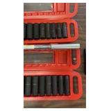 IMPACT socket set with a swivel-head breaker