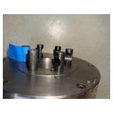 3-Jaw self-centering lathe chuck