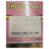 CNC CV40 assorted tool holders for milling; many appear to be new