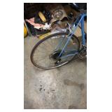 VINTAGE Schwinn super sport bike