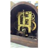 ANTIQUE Gilbert mantle spring-driven 8-day clock,