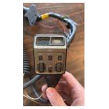 PYRAMID Car audio booste; (2) Vintage Cobra CB