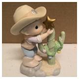 Precious Moments "Warmest of wishes for the holidays" Item#455830