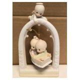 Precious Moments Figurine "Friends never drift apart" Item#522937