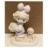 Precious Moments Figurine "Tied Up for the Holidays" Item#527580