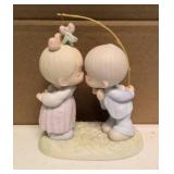 Precious Moments Figurine "Blessing From Above" Item#523747