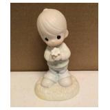 Precious Moments Figurine "mommy I love you" Item#109975