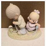 Precious Moments Figurine "There Shall Be Showers of Blessings" Item#522090