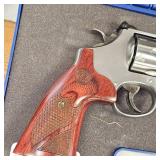 S&W Stainless 629-6 44 Magnum