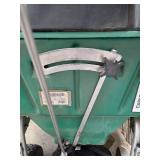 Lesco 125lb Push Spreader