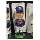 Minnesota Twins Bobblehead Set (4) & Mini-Mauer Box & Treasure Island Stadium Tin