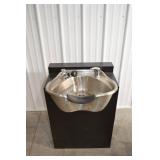 Salon Shampoo Bowl Station - Stainless Sink & Black Chair