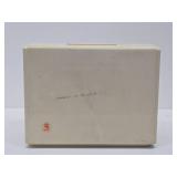 Working SINGER Sewing Machine w/Attachments & Foot Pedal