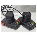 Working Vintage ATARI 2600 Video Game System w/Controllers