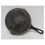 3 Vintage / Antique Cast Iron Skillets